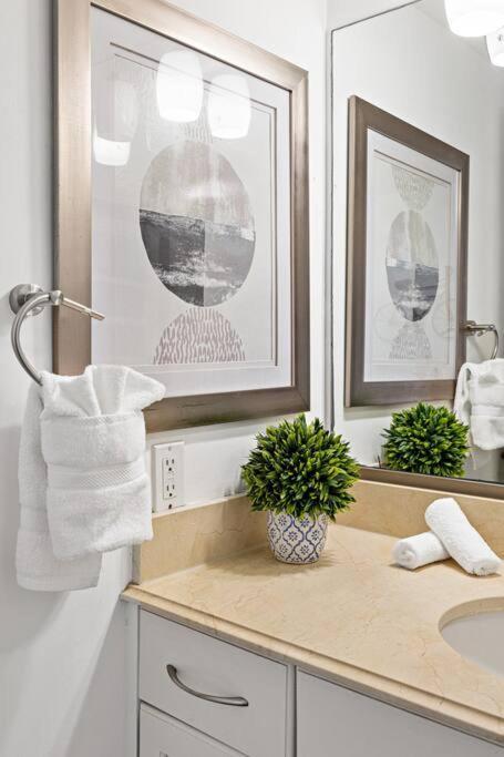 Beach Apt With Waterview In Las Olas Blvd Fort Lauderdale Zewnętrze zdjęcie